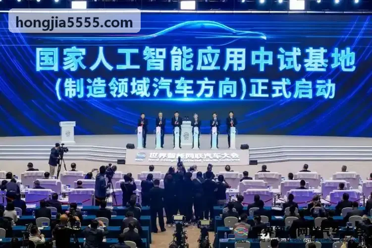 厂区机房巡检机器人在配电柜前点温停靠